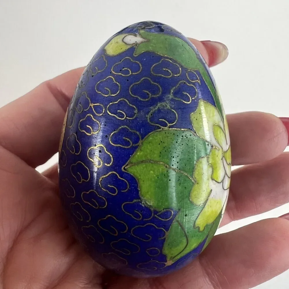 Vintage Cloisonné Enamel Egg Blue with Pink Flowers‎
